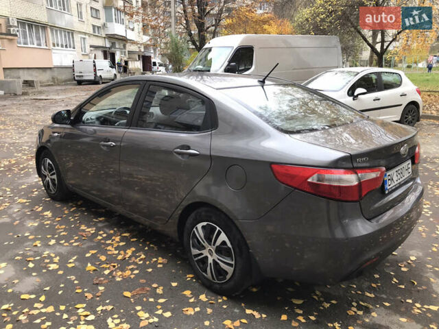 Кіа Ріо 2013 у Здолбунове на Automoto.ua Сірий Кіа Ріо, об'ємом двигуна 1.4 л та пробігом 257 тис. км за 6400 $, фото 9 на Automoto.ua