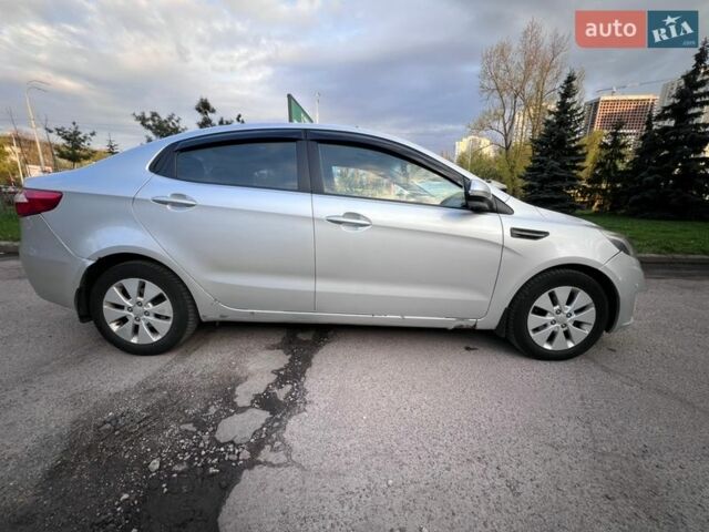 Серый Киа Рио, объемом двигателя 1.6 л и пробегом 292 тыс. км за 6700 $, фото 22 на Automoto.ua