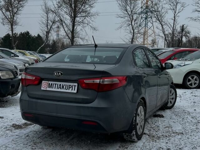 Сірий Кіа Ріо, об'ємом двигуна 0 л та пробігом 215 тис. км за 5999 $, фото 2 на Automoto.ua