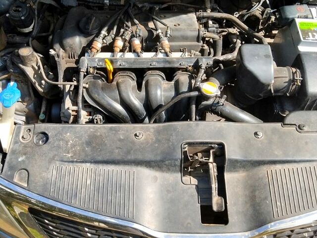 Серый Киа Рио, объемом двигателя 1.6 л и пробегом 112 тыс. км за 6500 $, фото 5 на Automoto.ua