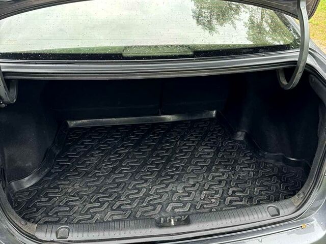 Сірий Кіа Ріо, об'ємом двигуна 1.4 л та пробігом 121 тис. км за 7500 $, фото 9 на Automoto.ua