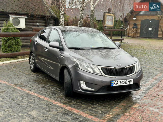 Серый Киа Рио, объемом двигателя 1.4 л и пробегом 190 тыс. км за 8000 $, фото 1 на Automoto.ua