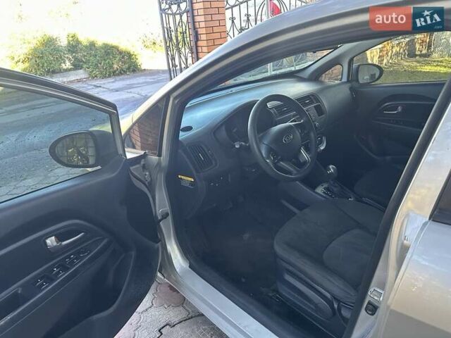 Серый Киа Рио, объемом двигателя 1.6 л и пробегом 168 тыс. км за 7200 $, фото 8 на Automoto.ua