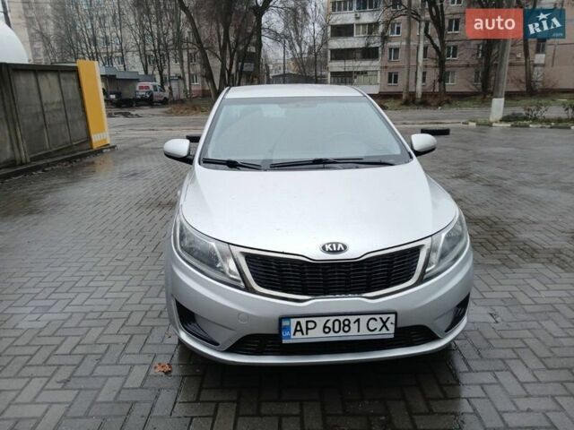 Серый Киа Рио, объемом двигателя 1.4 л и пробегом 157 тыс. км за 10300 $, фото 4 на Automoto.ua