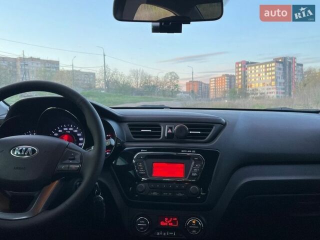 Серый Киа Рио, объемом двигателя 1.6 л и пробегом 107 тыс. км за 9500 $, фото 33 на Automoto.ua
