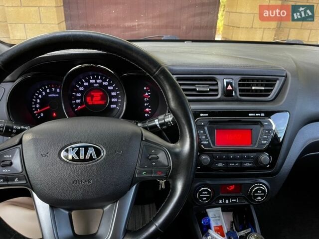 Серый Киа Рио, объемом двигателя 1.59 л и пробегом 136 тыс. км за 10300 $, фото 8 на Automoto.ua