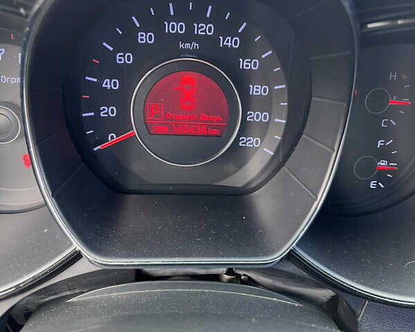 Серый Киа Рио, объемом двигателя 1.59 л и пробегом 165 тыс. км за 8100 $, фото 6 на Automoto.ua