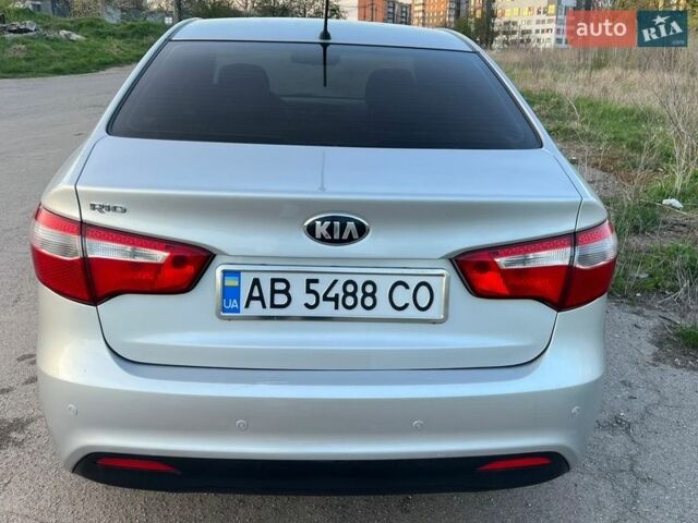 Серый Киа Рио, объемом двигателя 1.6 л и пробегом 107 тыс. км за 9500 $, фото 11 на Automoto.ua