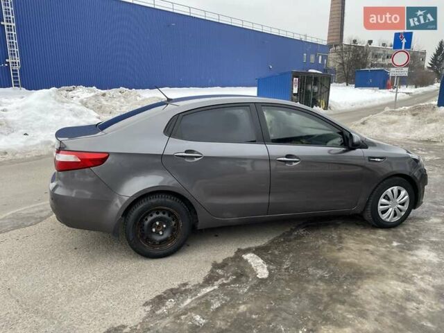 Серый Киа Рио, объемом двигателя 1.4 л и пробегом 135 тыс. км за 5300 $, фото 6 на Automoto.ua