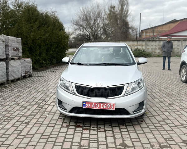 Серый Киа Рио, объемом двигателя 1.4 л и пробегом 165 тыс. км за 7200 $, фото 8 на Automoto.ua