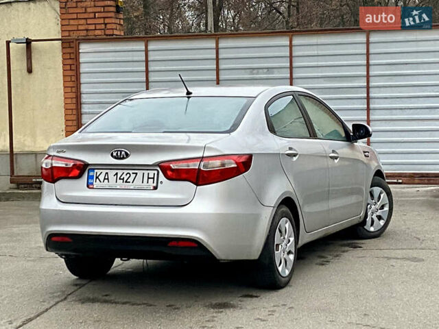 Серый Киа Рио, объемом двигателя 1.4 л и пробегом 86 тыс. км за 7300 $, фото 3 на Automoto.ua