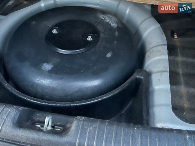 Серый Киа Рио, объемом двигателя 1.6 л и пробегом 107 тыс. км за 9500 $, фото 42 на Automoto.ua