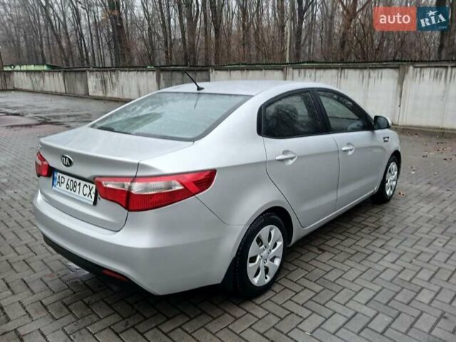 Серый Киа Рио, объемом двигателя 1.37 л и пробегом 155 тыс. км за 10700 $, фото 4 на Automoto.ua
