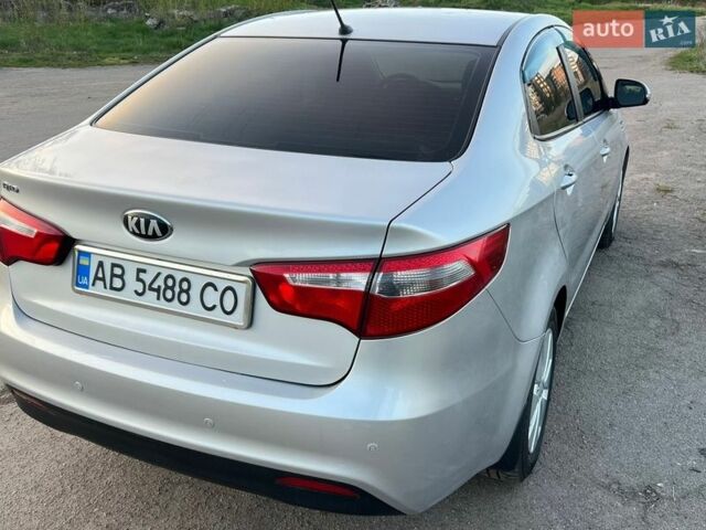 Серый Киа Рио, объемом двигателя 1.6 л и пробегом 107 тыс. км за 9500 $, фото 9 на Automoto.ua