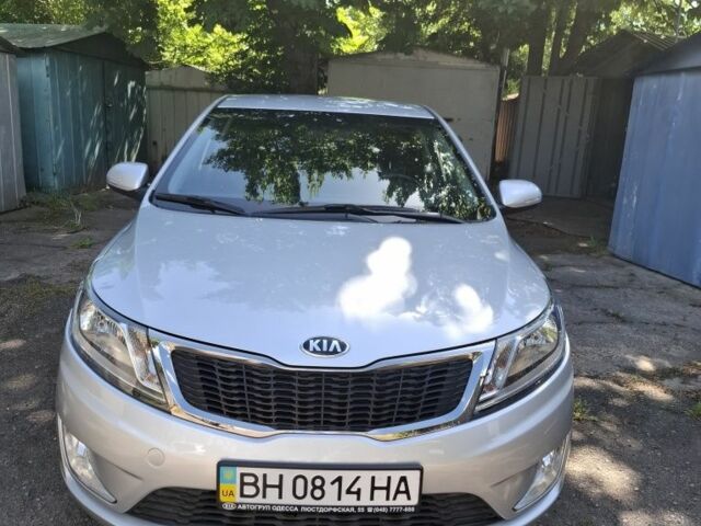 Серый Киа Рио, объемом двигателя 1.6 л и пробегом 26 тыс. км за 12000 $, фото 1 на Automoto.ua