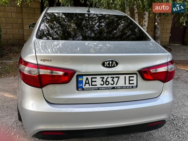 Серый Киа Рио, объемом двигателя 1.59 л и пробегом 136 тыс. км за 10300 $, фото 6 на Automoto.ua