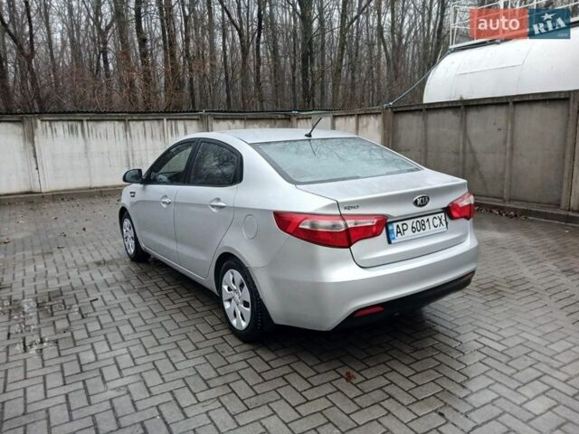 Серый Киа Рио, объемом двигателя 1.4 л и пробегом 157 тыс. км за 10300 $, фото 3 на Automoto.ua