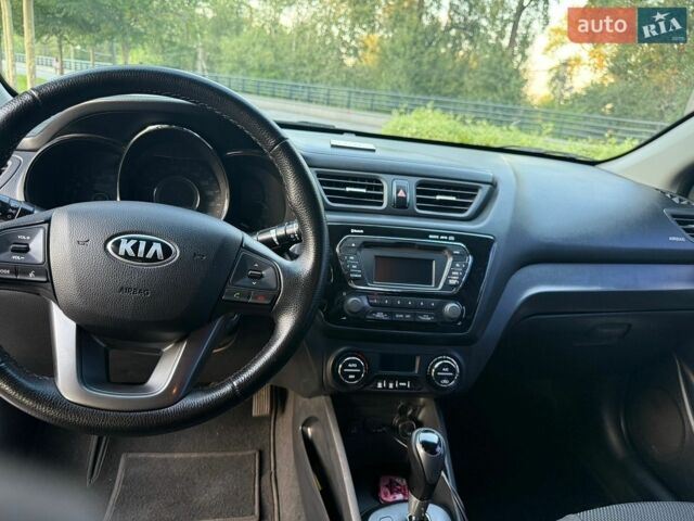 Сірий Кіа Ріо, об'ємом двигуна 1.6 л та пробігом 173 тис. км за 8900 $, фото 11 на Automoto.ua