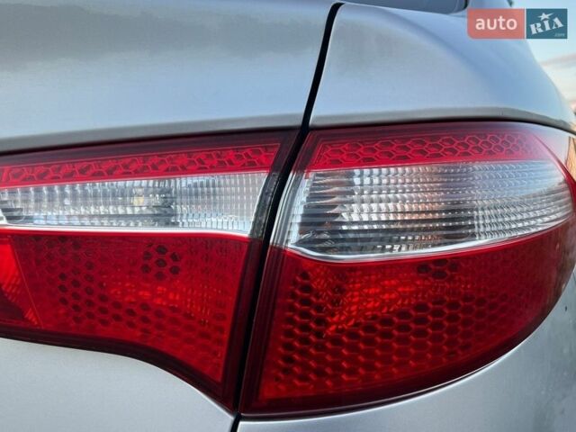 Серый Киа Рио, объемом двигателя 1.6 л и пробегом 107 тыс. км за 9500 $, фото 30 на Automoto.ua