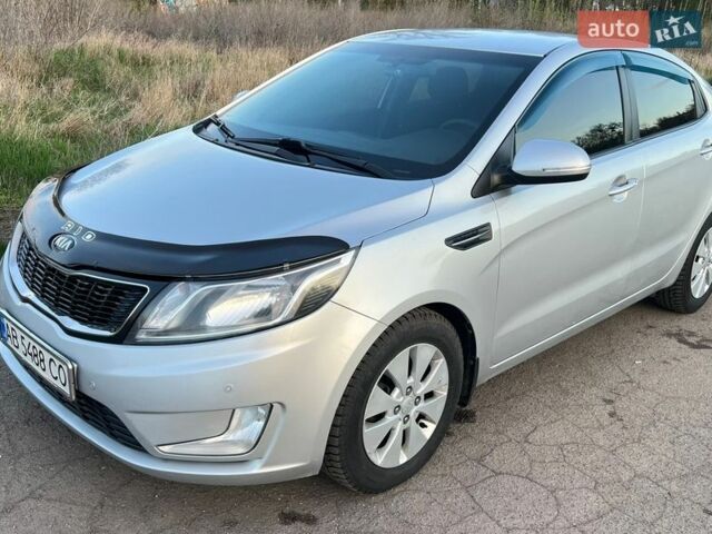 Серый Киа Рио, объемом двигателя 1.6 л и пробегом 107 тыс. км за 9500 $, фото 2 на Automoto.ua