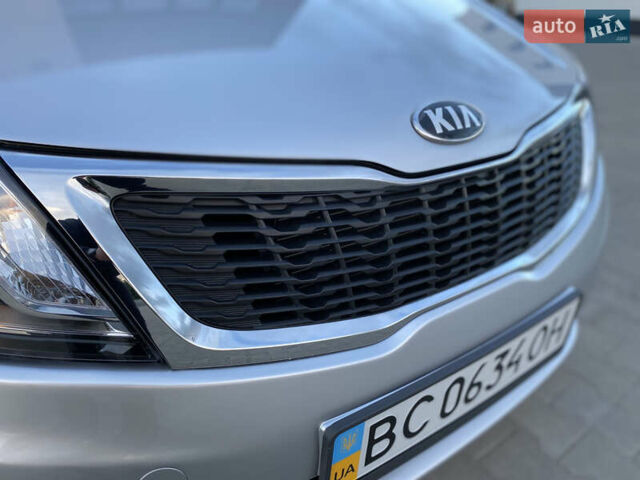 Серый Киа Рио, объемом двигателя 1.4 л и пробегом 43 тыс. км за 10450 $, фото 65 на Automoto.ua