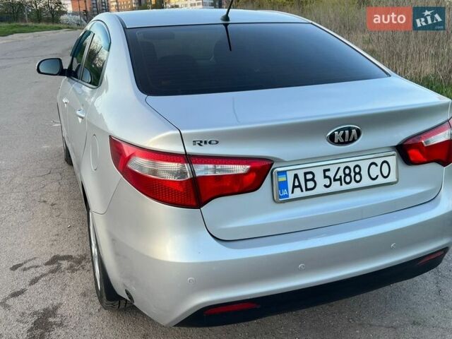 Серый Киа Рио, объемом двигателя 1.6 л и пробегом 107 тыс. км за 9500 $, фото 8 на Automoto.ua