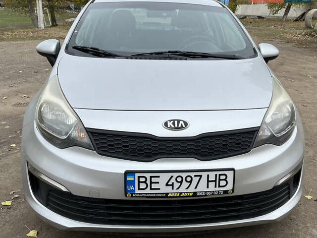 Серый Киа Рио, объемом двигателя 1.59 л и пробегом 213 тыс. км за 8700 $, фото 1 на Automoto.ua