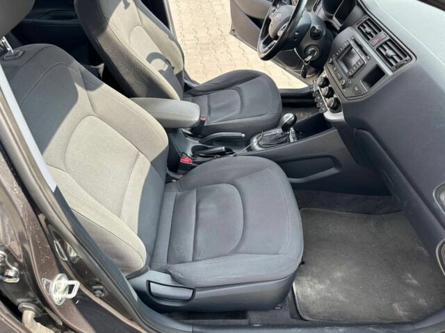 Серый Киа Рио, объемом двигателя 1.6 л и пробегом 128 тыс. км за 9500 $, фото 11 на Automoto.ua
