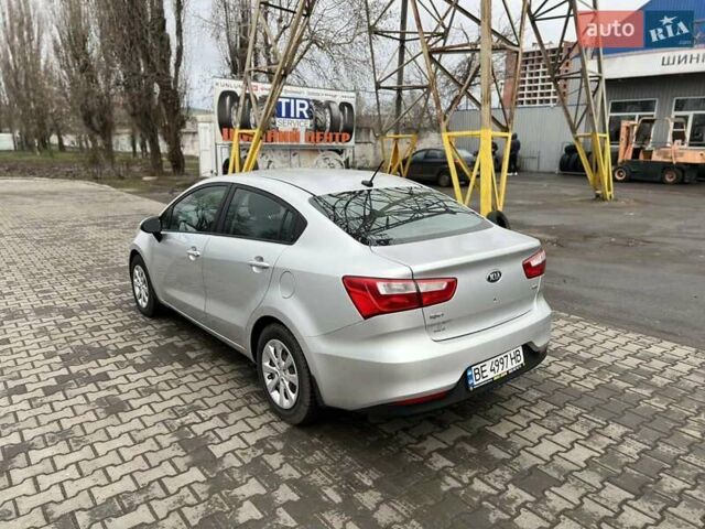 Серый Киа Рио, объемом двигателя 1.59 л и пробегом 200 тыс. км за 9600 $, фото 11 на Automoto.ua