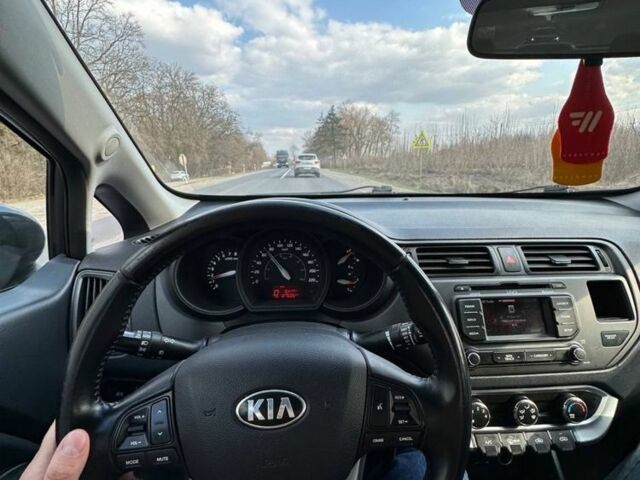 Серый Киа Рио, объемом двигателя 1.6 л и пробегом 128 тыс. км за 9500 $, фото 6 на Automoto.ua