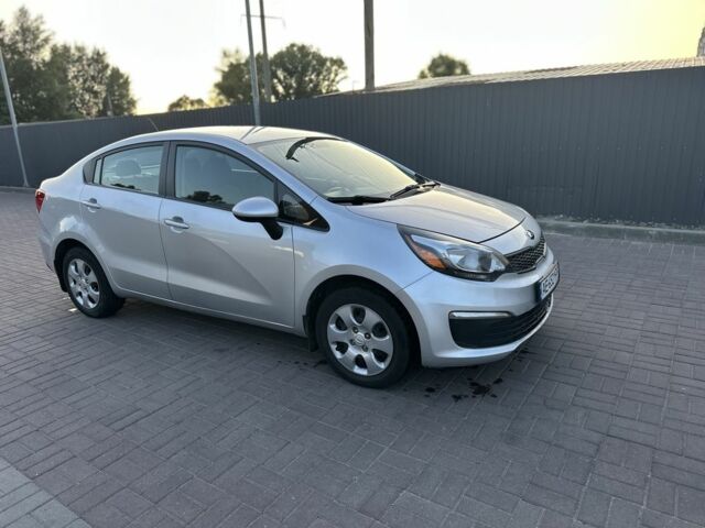 Серый Киа Рио, объемом двигателя 1.6 л и пробегом 160 тыс. км за 7500 $, фото 2 на Automoto.ua