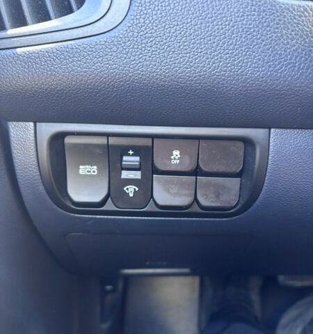 Серый Киа Рио, объемом двигателя 1.59 л и пробегом 127 тыс. км за 7500 $, фото 25 на Automoto.ua