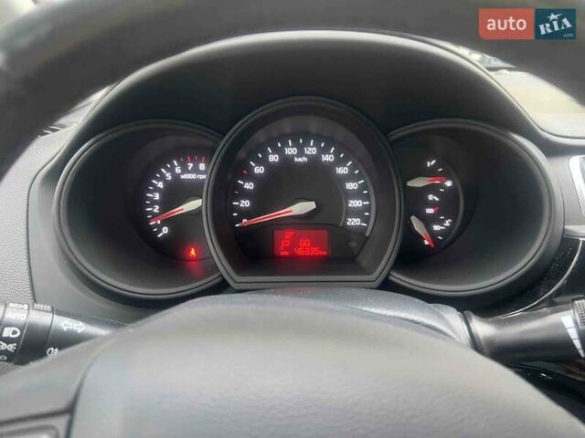 Серый Киа Рио, объемом двигателя 1.4 л и пробегом 51 тыс. км за 12000 $, фото 3 на Automoto.ua