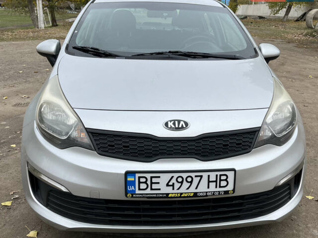Серый Киа Рио, объемом двигателя 1.59 л и пробегом 219 тыс. км за 7600 $, фото 1 на Automoto.ua