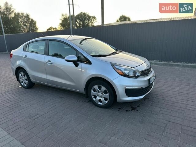 Сірий Кіа Ріо, об'ємом двигуна 1.59 л та пробігом 195 тис. км за 6300 $, фото 4 на Automoto.ua