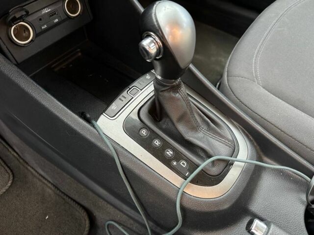 Серый Киа Рио, объемом двигателя 1.6 л и пробегом 128 тыс. км за 9500 $, фото 8 на Automoto.ua