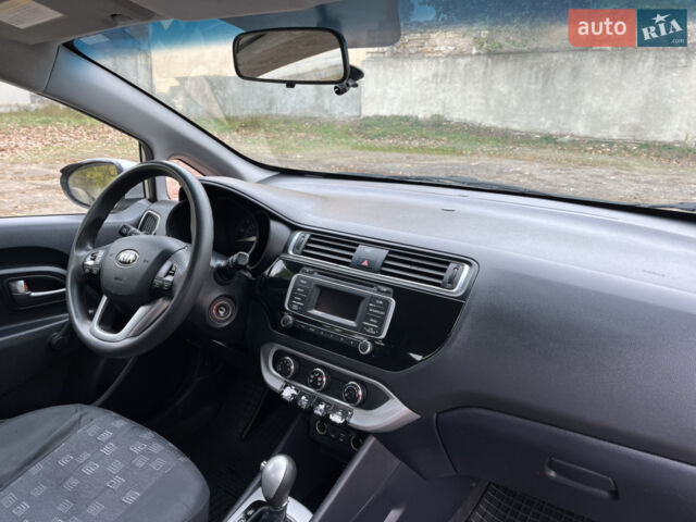 Сірий Кіа Ріо, об'ємом двигуна 1.59 л та пробігом 219 тис. км за 7600 $, фото 17 на Automoto.ua