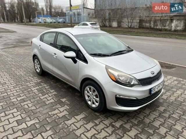 Серый Киа Рио, объемом двигателя 1.59 л и пробегом 200 тыс. км за 9600 $, фото 5 на Automoto.ua
