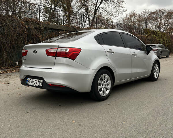 Сірий Кіа Ріо, об'ємом двигуна 1.4 л та пробігом 167 тис. км за 8999 $, фото 4 на Automoto.ua