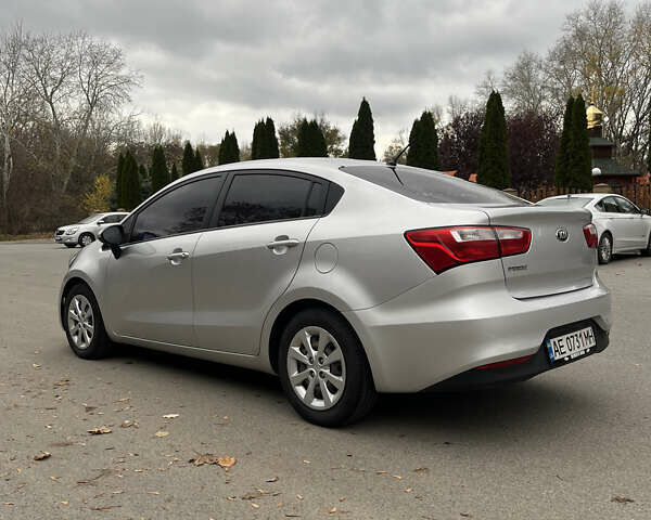 Сірий Кіа Ріо, об'ємом двигуна 1.4 л та пробігом 167 тис. км за 8999 $, фото 6 на Automoto.ua