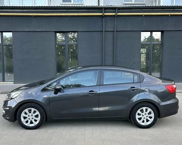 Серый Киа Рио, объемом двигателя 1.4 л и пробегом 190 тыс. км за 7350 $, фото 11 на Automoto.ua