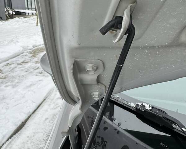 Серый Киа Рио, объемом двигателя 1.59 л и пробегом 88 тыс. км за 8499 $, фото 15 на Automoto.ua