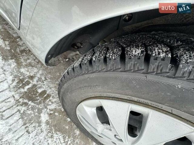 Серый Киа Рио, объемом двигателя 1.59 л и пробегом 88 тыс. км за 8499 $, фото 37 на Automoto.ua