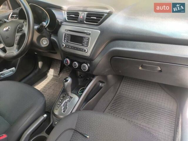 Сірий Кіа Ріо, об'ємом двигуна 1.4 л та пробігом 154 тис. км за 8500 $, фото 21 на Automoto.ua