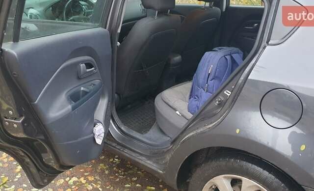 Сірий Кіа Ріо, об'ємом двигуна 1.4 л та пробігом 142 тис. км за 11500 $, фото 1 на Automoto.ua