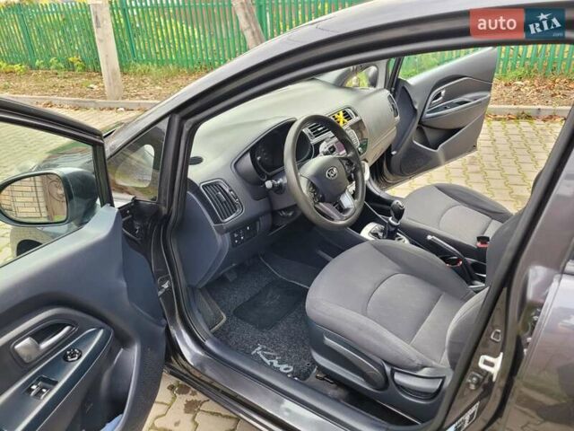 Сірий Кіа Ріо, об'ємом двигуна 1.4 л та пробігом 183 тис. км за 7999 $, фото 8 на Automoto.ua