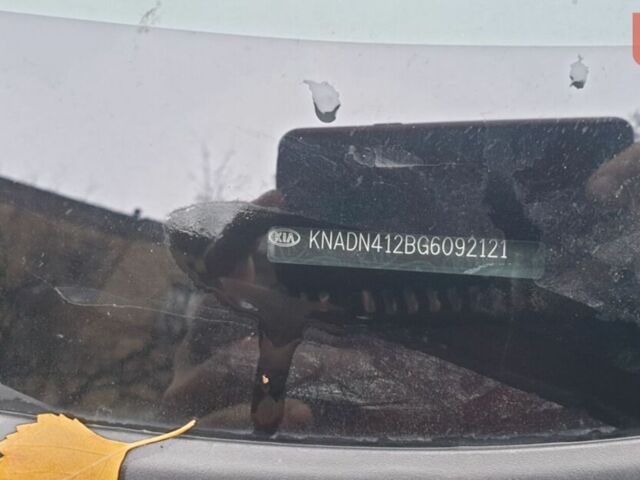 Серый Киа Рио, объемом двигателя 1.4 л и пробегом 146 тыс. км за 9999 $, фото 2 на Automoto.ua