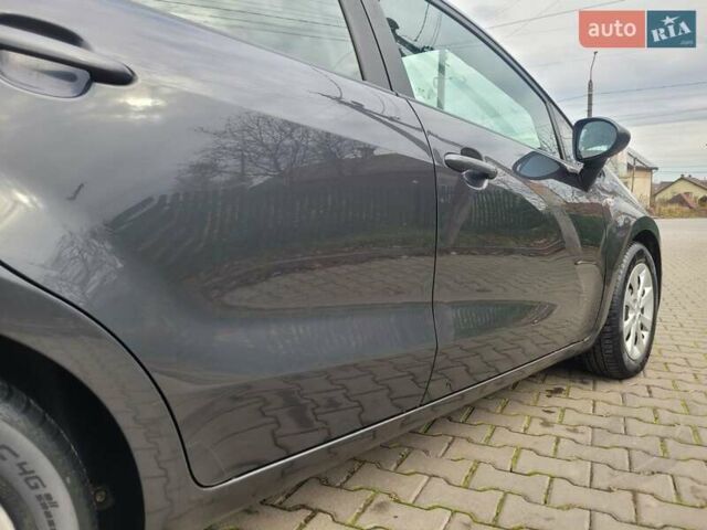 Серый Киа Рио, объемом двигателя 1.4 л и пробегом 190 тыс. км за 7350 $, фото 9 на Automoto.ua