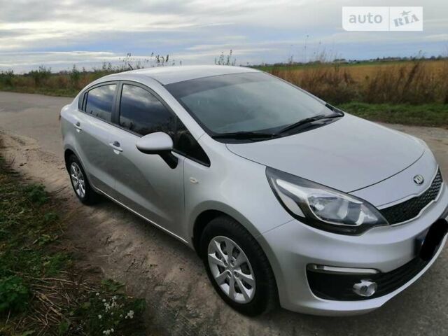 Серый Киа Рио, объемом двигателя 1.4 л и пробегом 138 тыс. км за 10500 $, фото 1 на Automoto.ua