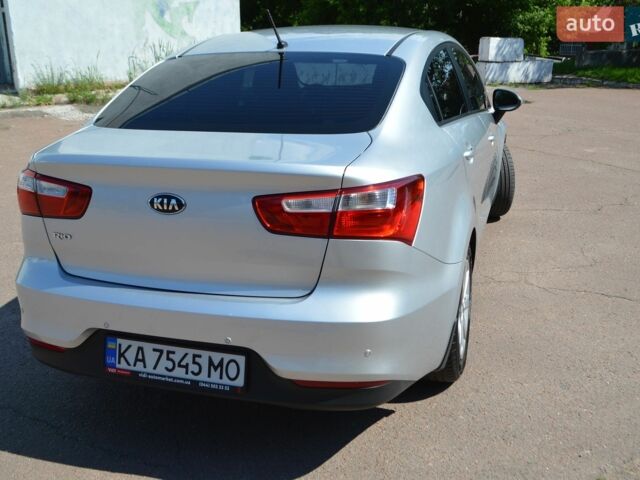 Сірий Кіа Ріо, об'ємом двигуна 1.4 л та пробігом 104 тис. км за 7800 $, фото 6 на Automoto.ua